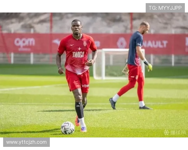 博格巴训练中扭伤脚踝预计下周恢复将重新投入比赛