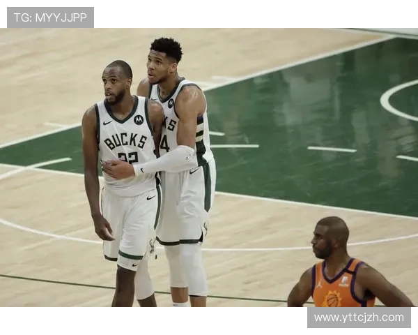 米德尔顿手感火热高效砍下23分带领全队进攻端全面爆发